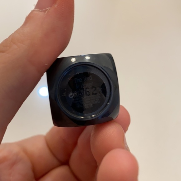 Oribe and M.A.C Red Lipstick Bundle - Picture 5 of 8